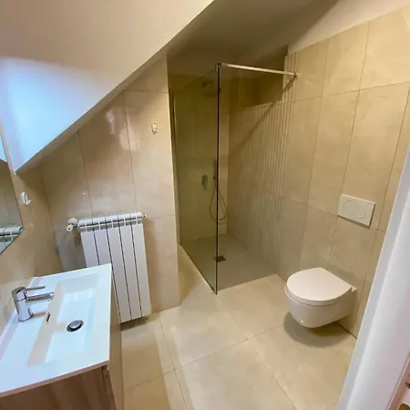 Casa Allegro 2
